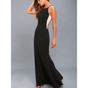 Lulu's maroon Romanticism gown